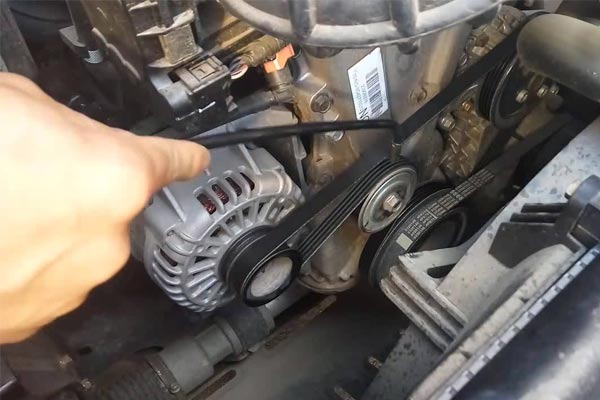 梨树转速传感器的工作原理是什么？