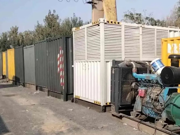 梨树200KW柴油发电机机组每小时油耗是多少？